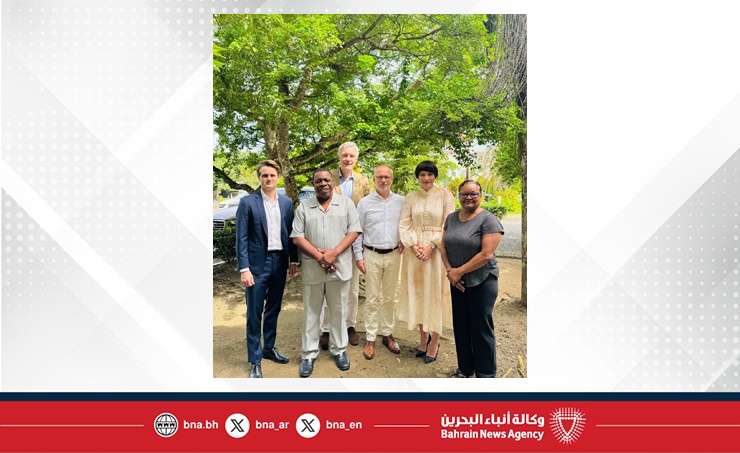 البحرين – الأمين العام لمجلس البحرين لتسوية المنازعات الدولية يجتمع مع مجلس إدارة معهد سورينام للتحكيم