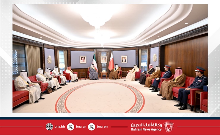 وزير الداخلية يستقبل وزير الخارجية الكويتي ويشيد بالعلاقات الأخوية والروابط التاريخية الوثيقة بين البلدين
