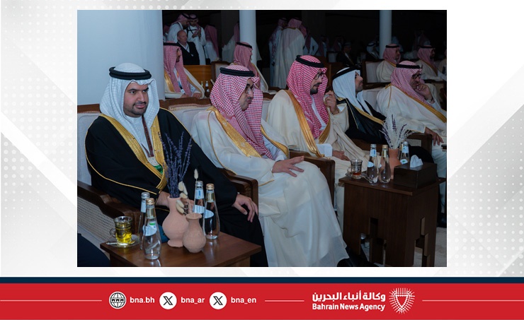 سموه حيا الوفد البحريني بطابور العرض.. خالد بن حمد يشهد حفل افتتاح دورة ألعاب التضامن الإسلامي