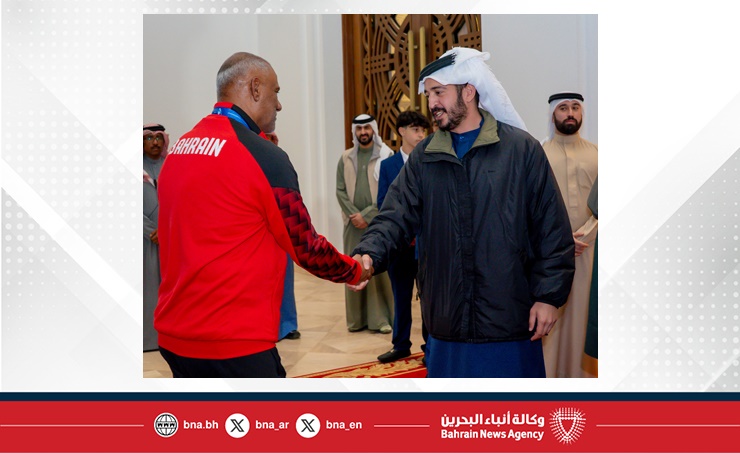 عبر عن اعتزازه بالإنجاز التاريخي .. خالد بن حمد في مقدمة مستقبلي منتخب كرة اليد بطل كآس آسيا