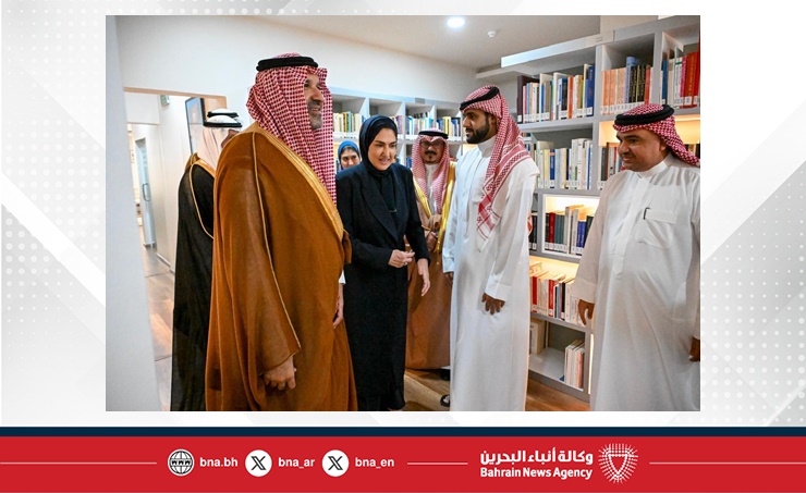 سمو المستشار الخاص لخادم الحرمين الشريفين يزور دارة محمد جابر الأنصاري للفكر والثقافة