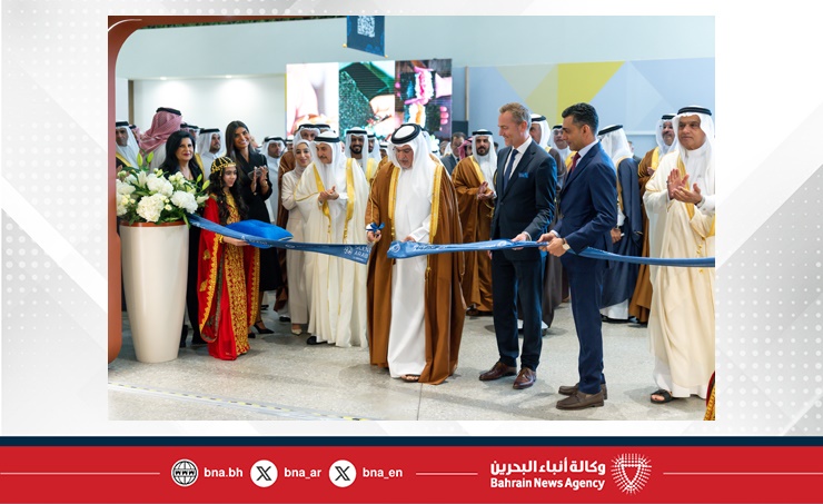 لدى تفضل سموه برعاية حفل افتتاح معرض الجواهر العربية ومعرض العطور العربية 2025.. سمو ولي العهد رئيس مجلس الوزراء: مملكة البحرين تواصل ترسيخ مكانتها كأحد أبرز الوجهات على صعيد استضافة وتنظيم الفعاليات والمعارض المتخصصة في المجالات كافة