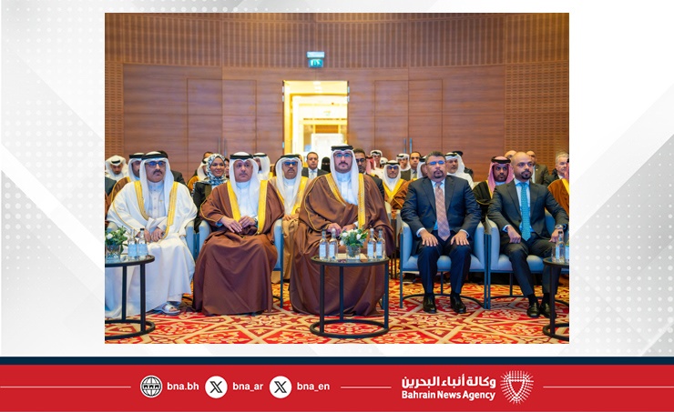 لدى حضوره الحفل السنوي لوقف عيسى بن سلمان التعليمي الخيري المقام تحت رعاية سموه.. سمو الشيخ عيسى بن سلمان بن حمد: إعلاء قيم العلم والعطاء نهج راسخ لمواصلة نهضة الوطن واستدامة تقدمه وصناعة مستقبل الأجيال