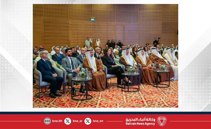 لدى حضوره الحفل السنوي لوقف عيسى بن سلمان التعليمي الخيري المقام تحت رعاية سموه.. سمو الشيخ عيسى بن سلمان بن حمد: إعلاء قيم العلم والعطاء نهج راسخ لمواصلة نهضة الوطن واستدامة تقدمه وصناعة مستقبل الأجيال