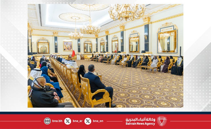 سمو ولي العهد رئيس مجلس الوزراء: ما يشهده العمل الحكومي من تطوير وتحديث يستند إلى استراتيجيات وخطط وطنية متكاملة نفذتها بإتقان كوادر وطنية يدفعها حب التميز والإبداع