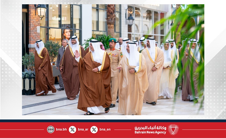 لدى تفضل سموه برعاية حفل افتتاح المرحلة الثانية من مشروع توسعة مجمع الأفنيوز البحرين.. سمو ولي العهد رئيس مجلس الوزراء: ما تشهده مملكة البحرين من توسع في المشاريع التنموية بمختلف القطاعات يجسد ما حققته من نجاحات متواصلة في مسيرتها التنموية