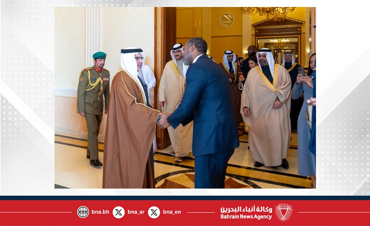 لدى لقاء سموه رئيس وزراء برمودا.. سمو ولي العهد رئيس مجلس الوزراء يؤكد الحرص المتبادل على تنمية وتعزيز علاقات التعاون بين مملكة البحرين وبرمودا