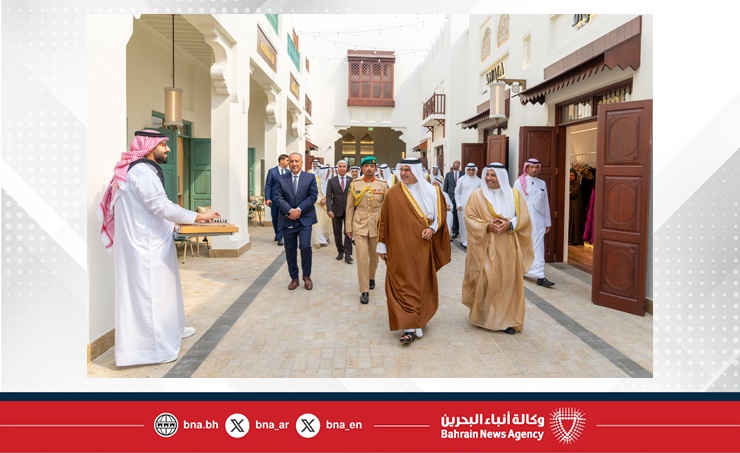 لدى تفضل سموه برعاية حفل افتتاح المرحلة الثانية من مشروع توسعة مجمع الأفنيوز البحرين.. سمو ولي العهد رئيس مجلس الوزراء: ما تشهده مملكة البحرين من توسع في المشاريع التنموية بمختلف القطاعات يجسد ما حققته من نجاحات متواصلة في مسيرتها التنموية