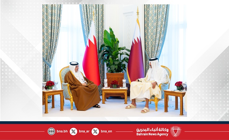 سمو ولي العهد رئيس مجلس الوزراء يلتقي سمو أمير دولة قطر ويؤكد على ما يجمع مملكة البحرين ودولة قطر من علاقات أخوية وطيدة