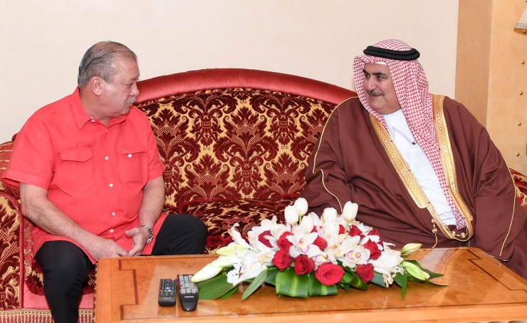 سلطان وحاكم ولاية إقليم جاهور يغادر البلاد بعد حضوره سباق ...