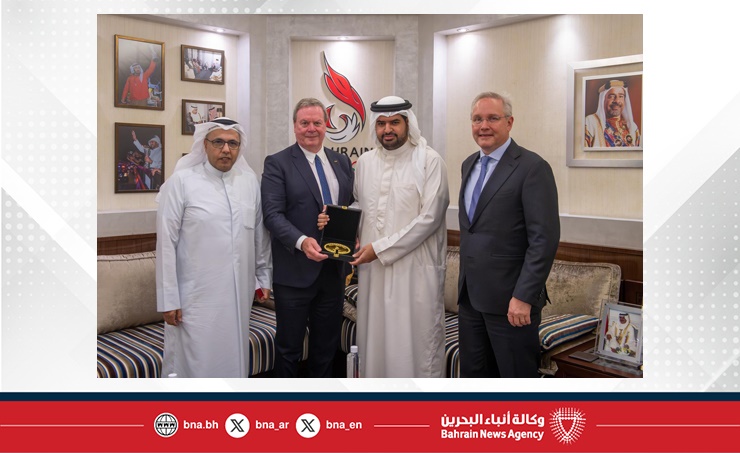 نقل لهم تحيات خالد بن حمد.. عيسى بن علي يستقبل القائم بأعمال رئيس محكمة التحكيم الرياضية الدولية