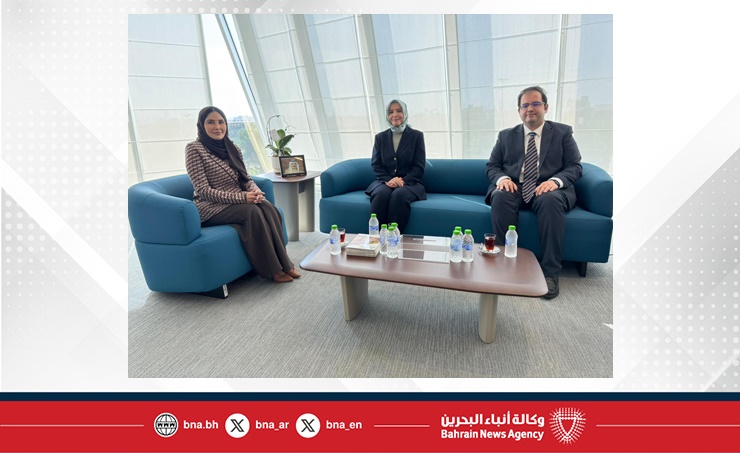 وكيل النقل البري والبريد بوزارة المواصلات والاتصالات تستقبل سفيرة الجمهورية التركية لدى مملكة البحرين