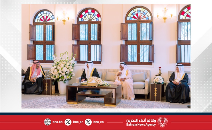 جلالة الملك المعظم يُشرّف حفل زواج الشيخ خليفة بن محمد بن خليفة بن أحمد آل خليفة حفيد صاحب المعالي القائد العام لقوة دفاع البحرين