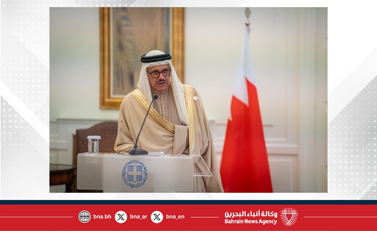 وزير الخارجية يعقد مؤتمرا صحفيا مع وزير الخارجية في جمهورية اليونان