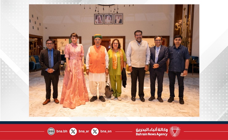 وزير العدل والشؤون القانونية في جمهورية الهند يصل إلى مملكة البحرين 