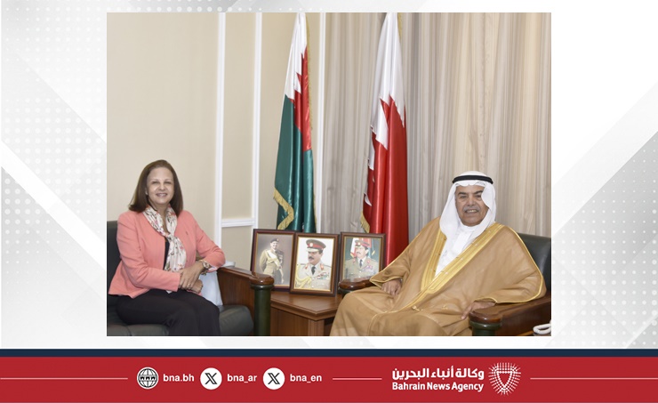 Defence Affairs Minister receives Lebanese Chargé d'Affaires