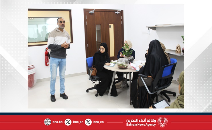 البحرين – المبادرة الوطنية لتنمية القطاع الزراعي ووزارة التنمية الاجتماعية تنفذان برنامجا تدريبيا للمرأة في أساسيات الزراعة المنزلية