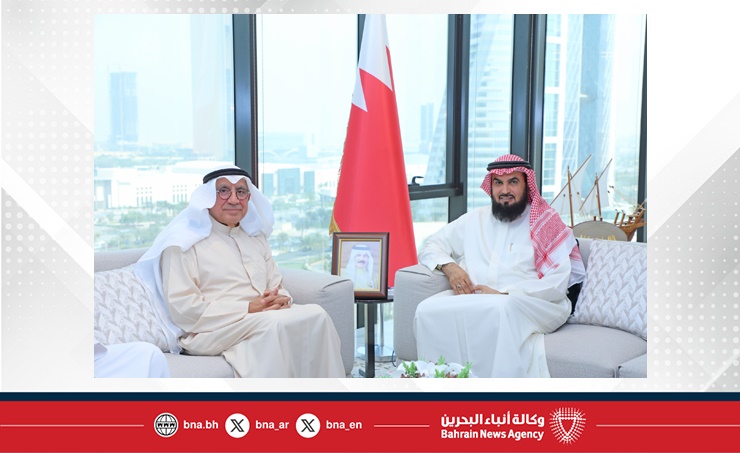 البحرين – رئيس مجلس الأوقاف السنية يستقبل السيد عبد الرحمن شيخان الفارسي من دولة الكويت