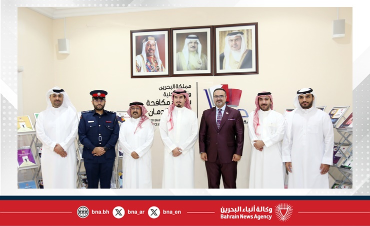 محافظ العاصمة يزور مركز "معاً" ويشيد بدوره التوعوي