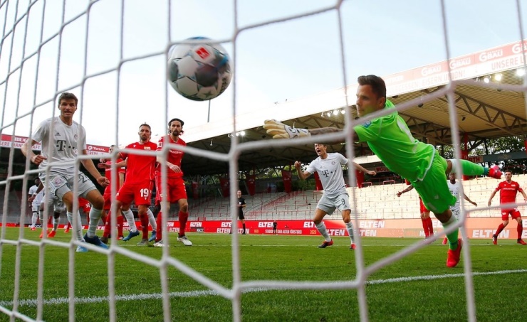 Bayern And Dortmund Seek Wins Ahead Of Their Bundesliga Showdown