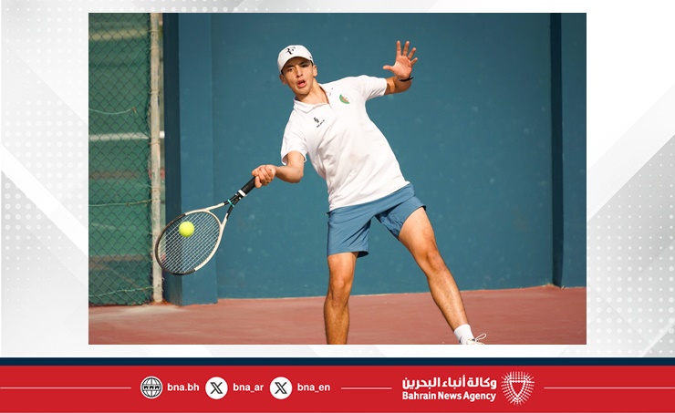 البحريني أحمد السيد يتقدم إلى الدور الثاني بالبطولة العربية للتنس للناشئين
