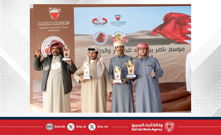 صقارو دول مجلس التعاون يتنافسون في البحرين .. موسم ناصر بن حمد للصقور والصيد يشهد مشاركة خليجية واسعة