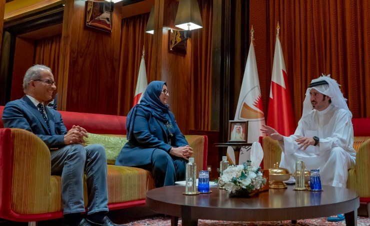 خالد بن حمد يوجه لزيادة البرامج التوعوية الرياضية article