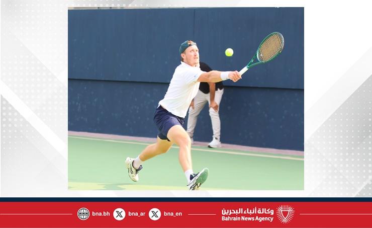 هومبرغ وفومين وموريرو وبيتشكوسكي إلى نصف نهائي بطولة المنامة للتنس