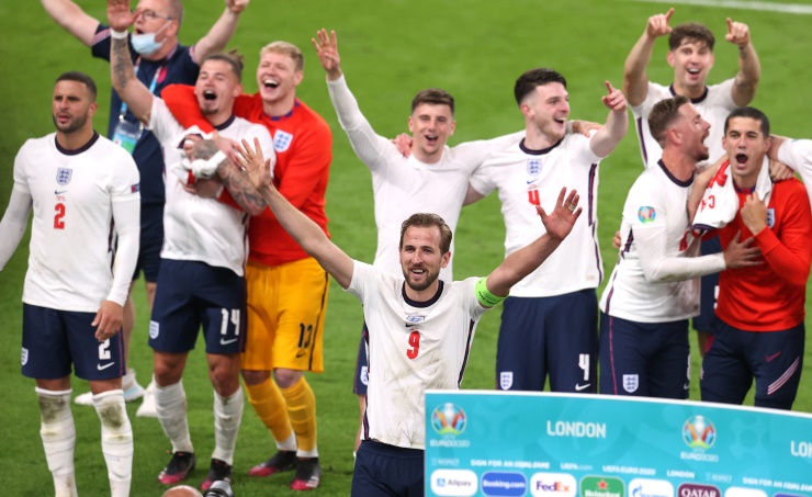 England wear down Denmark to set up Euro 2020 final with Italy