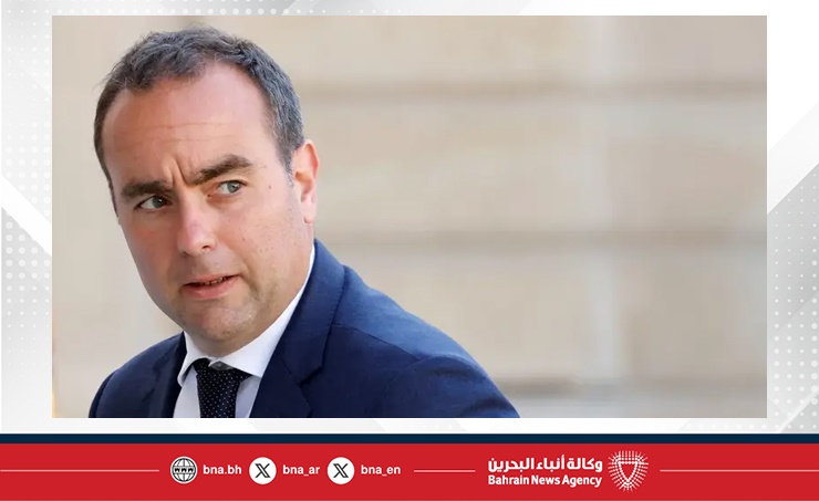 استقالة رئيس وزراء فرنسا الجديد "سيباستيان ليكورنو"