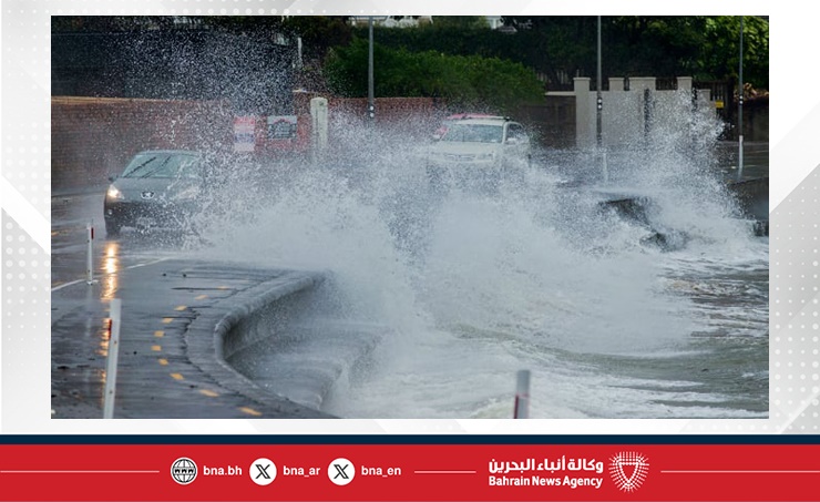 عاصفة قوية تضرب العاصمة النيوزيلندية وتعطل حركة السفر و المدارس