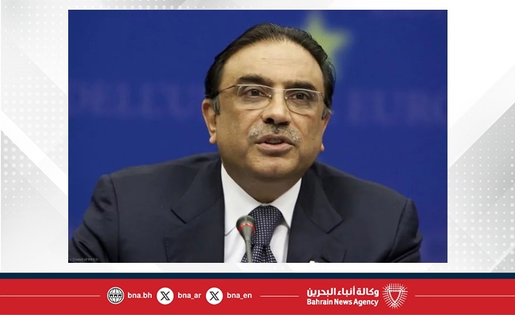 الرئيس الباكستاني يؤكد مجددًا عزم حكومته القضاء على الإرهاب