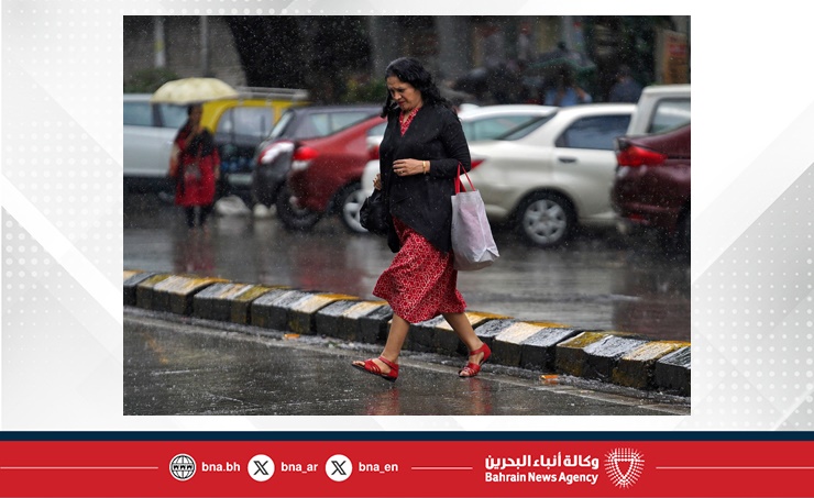 Heavy rains consume Mumbai, at least four dead